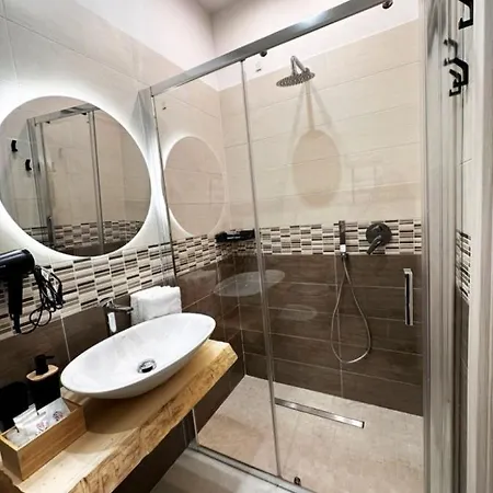 Domus Balcante לינה וארוחת בוקר