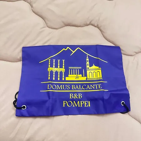 Couette-café Domus Balcante Pompéi