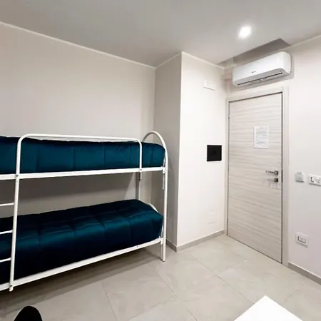 לינה וארוחת בוקר Domus Balcante 3*